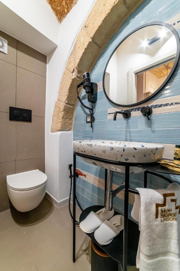Appartamento Adorm In The Historic Center Of Monopoli Esterno foto